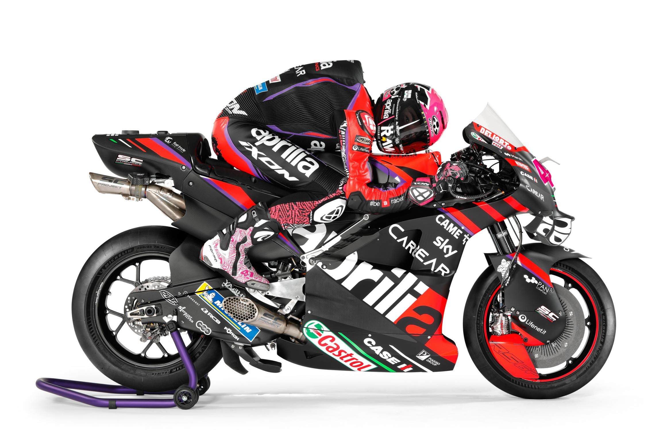 Aprilia patentuje aerodynamiczny kombinezon